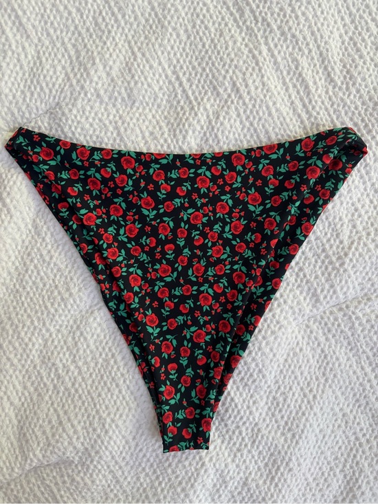 Skatie Other - Skatie Geneva Kelly Bottoms size Large